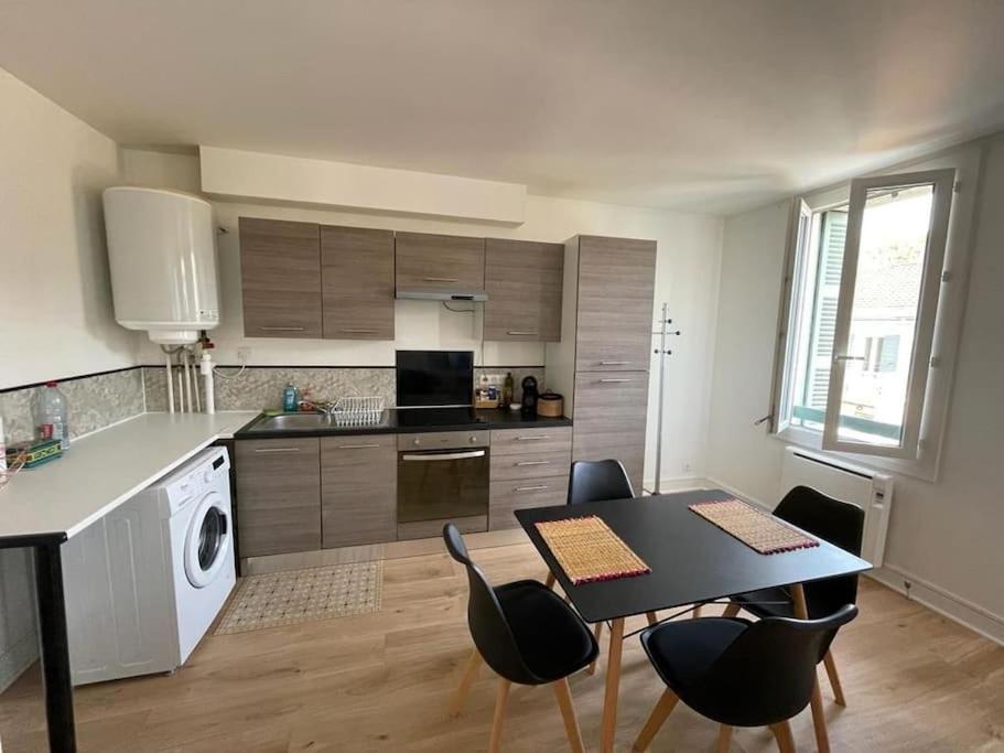 Appartement Avec Terrasse, Parking Gratuit Périgueux Extérieur photo